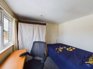 Photo 17- click for photo gallery